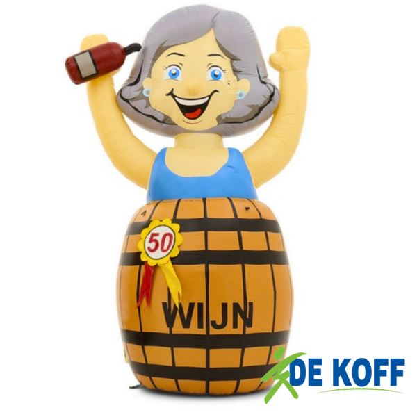 Sarah in wijnvat 4 mtr. 